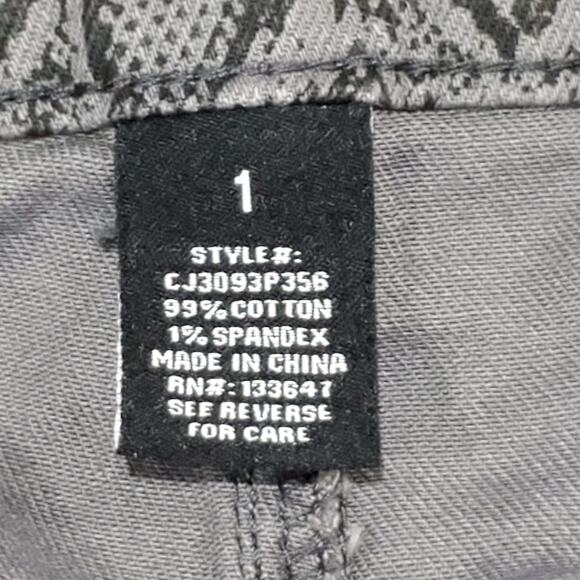 Celebrity Pink Gray Snake Print Denim Cut Off Shorts Size 1 - Picture 6 of 8